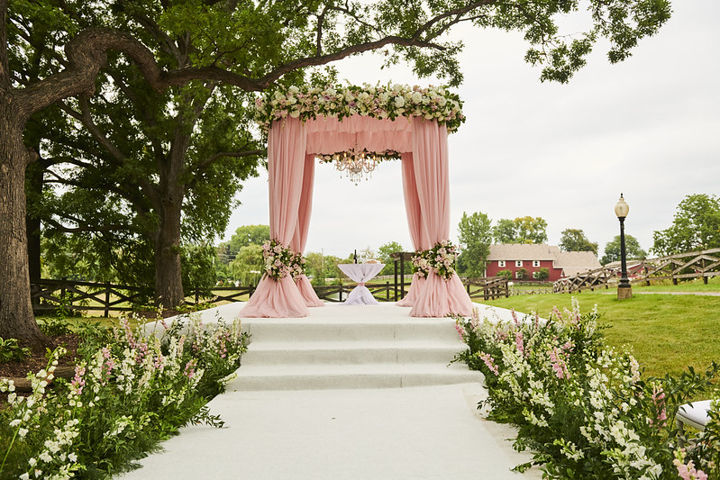 Wedding Decorator In Chicago Ceremony Structure