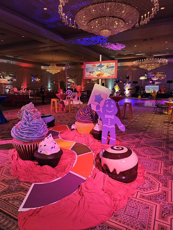Giant Candyland Party Decor