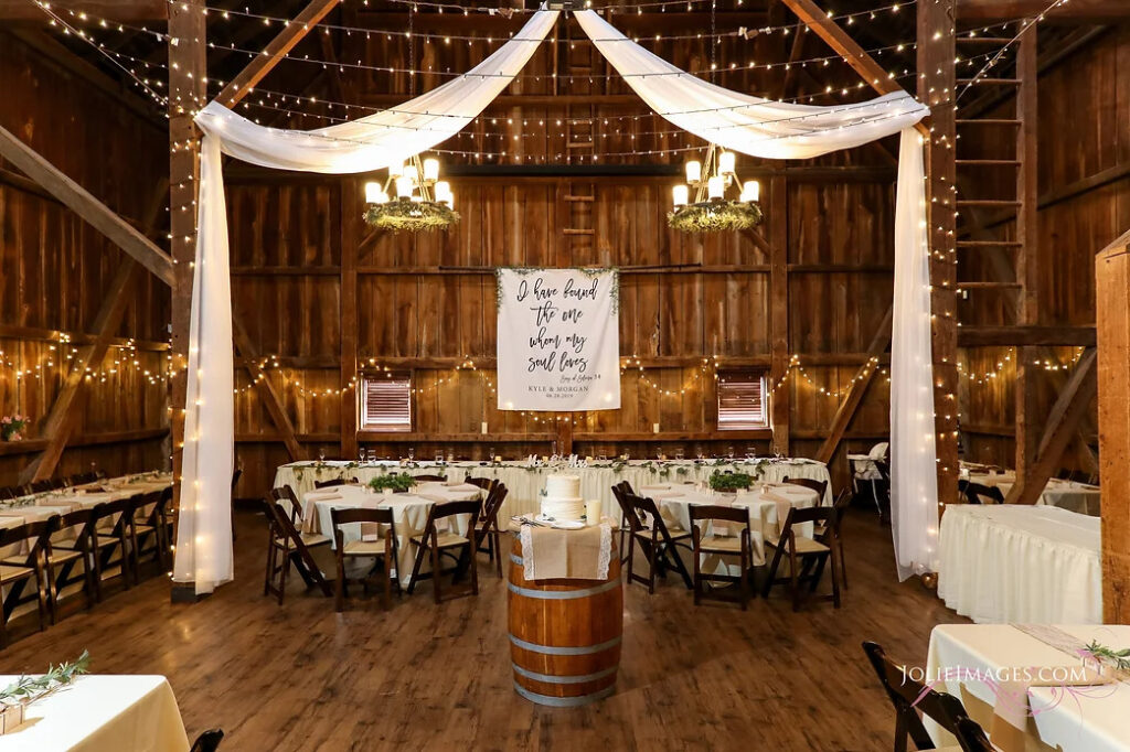 Chicago Rustic Chic Wedding Venues Hoosier Grove Barn