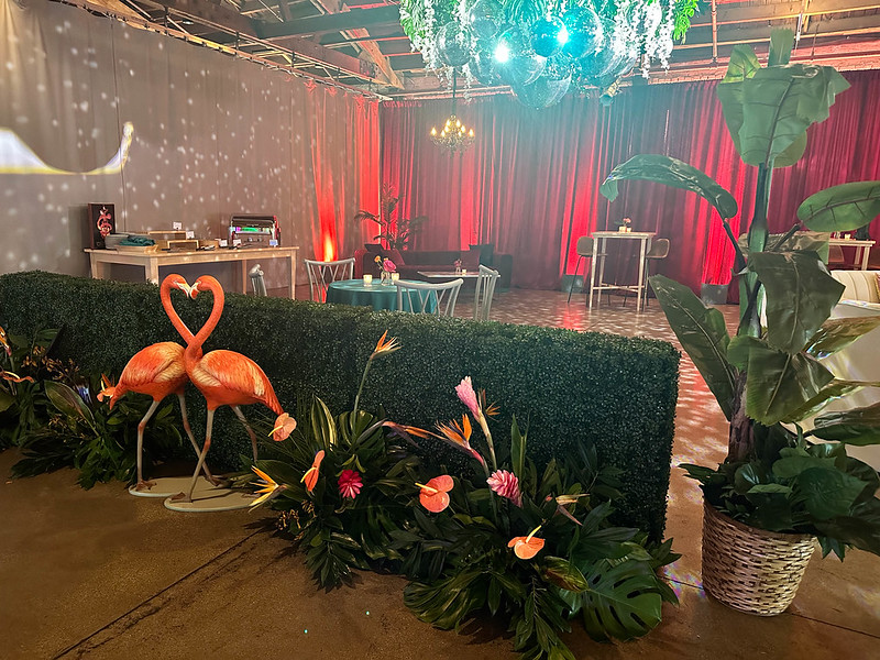 Unique Theme Wedding Tropical