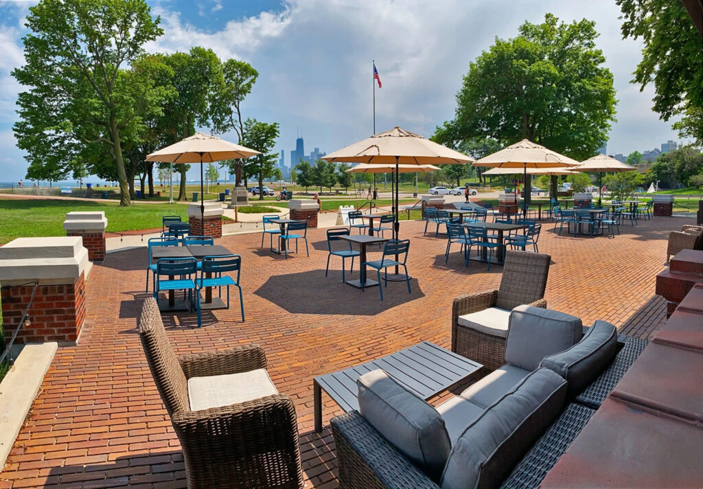 Theater On The Lake Skyline Patio