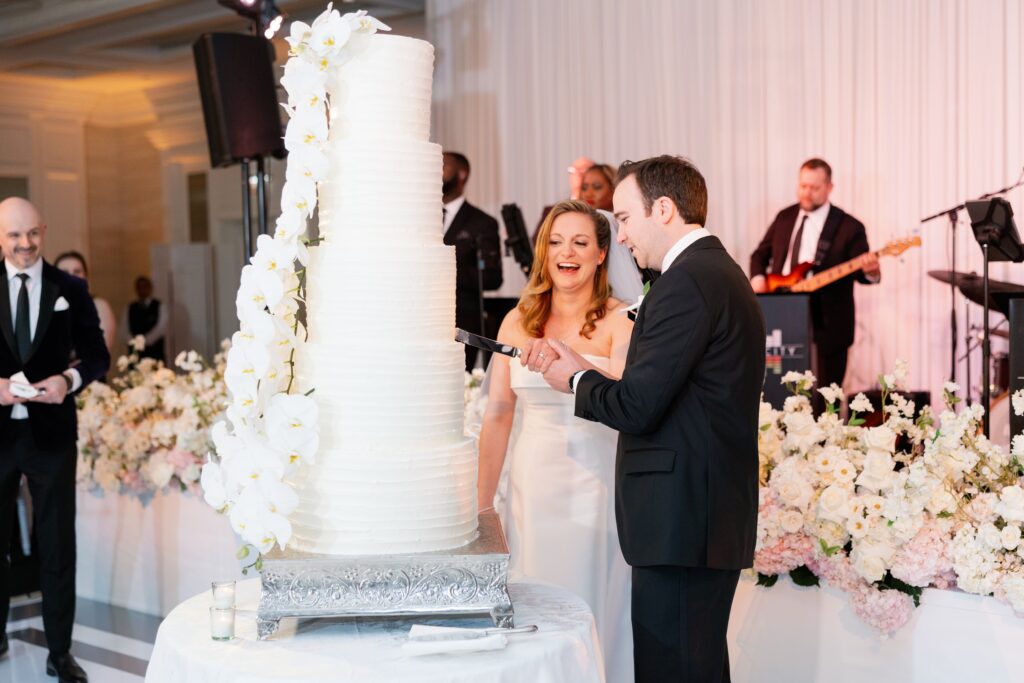 Four Seasons Hotel Wedding Cake Cutting