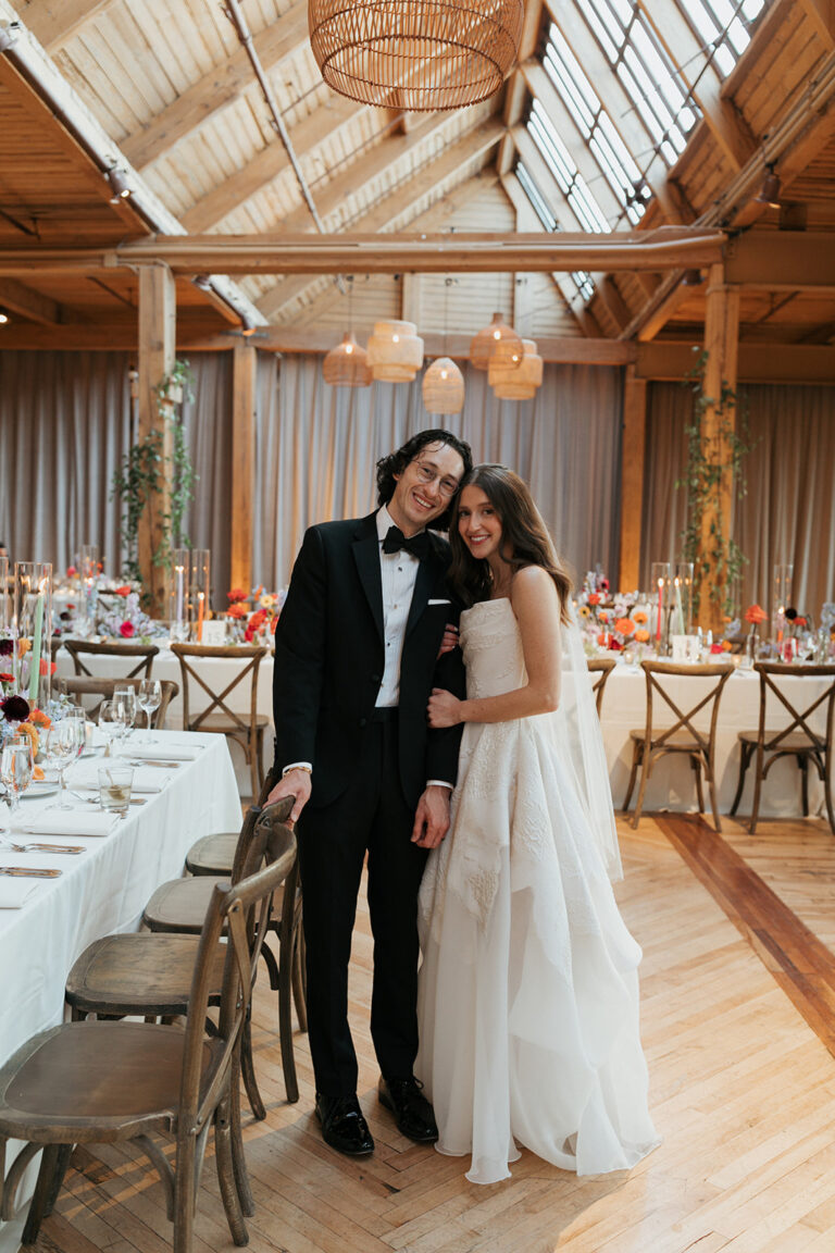 Alex And Tess'S Chicago Loft Wedding At Bridgeport Art Center Skyline Loft