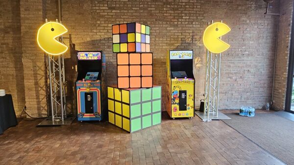 Giant Rubiks Cubes, Pacman And Ms Pacman Standing Arcade Game