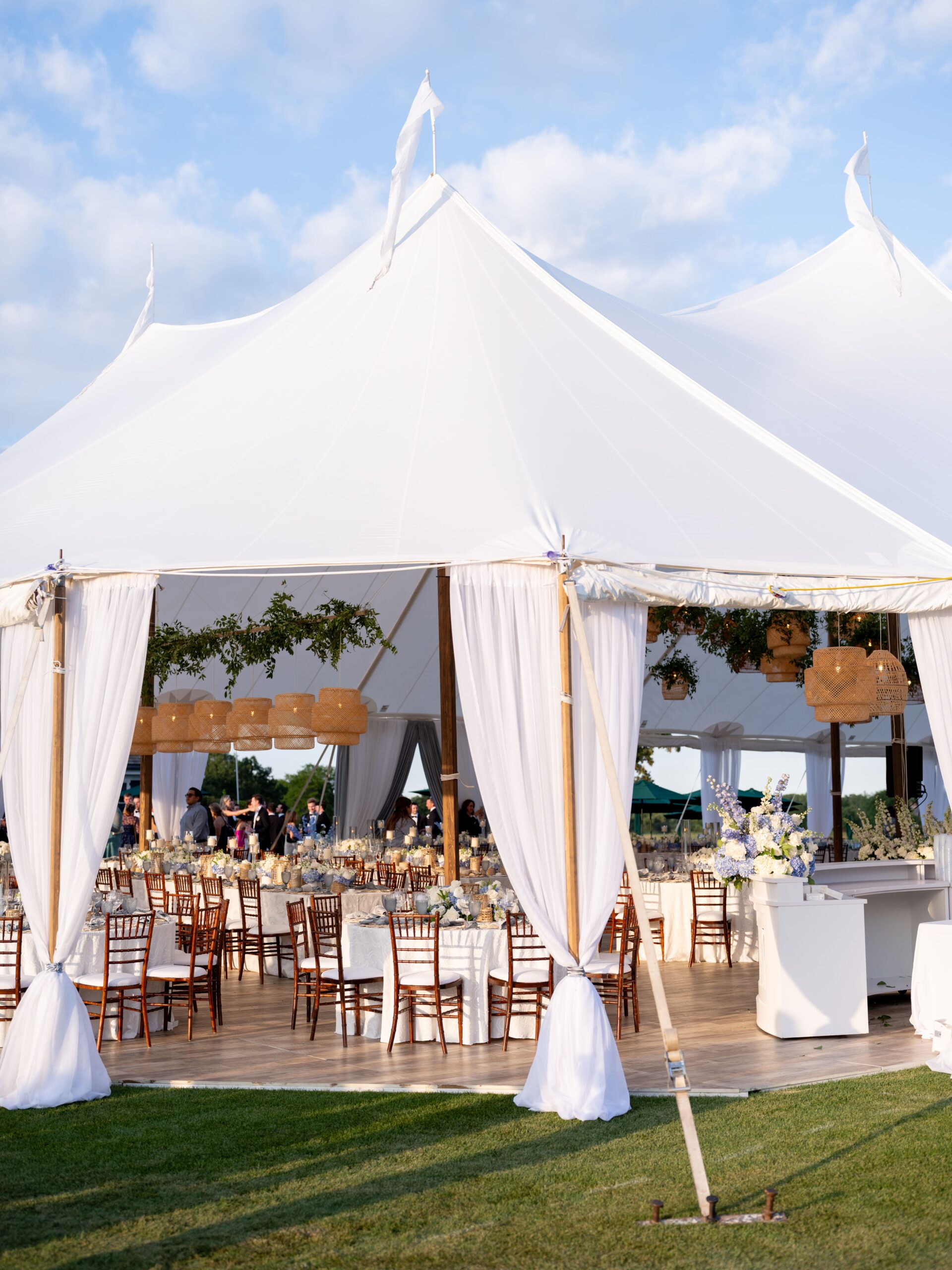 Romantic Tent Wedding Decor
