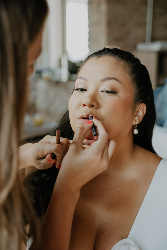 Bride'S Getting Ready