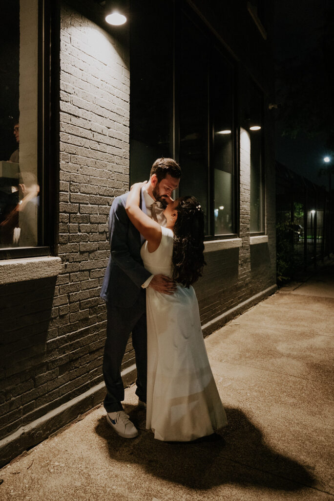 Jackie And Will'S Walden Chicago Wedding