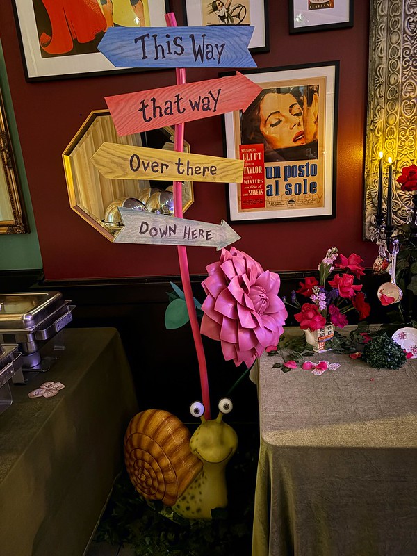 Alice In Wonderland Theme